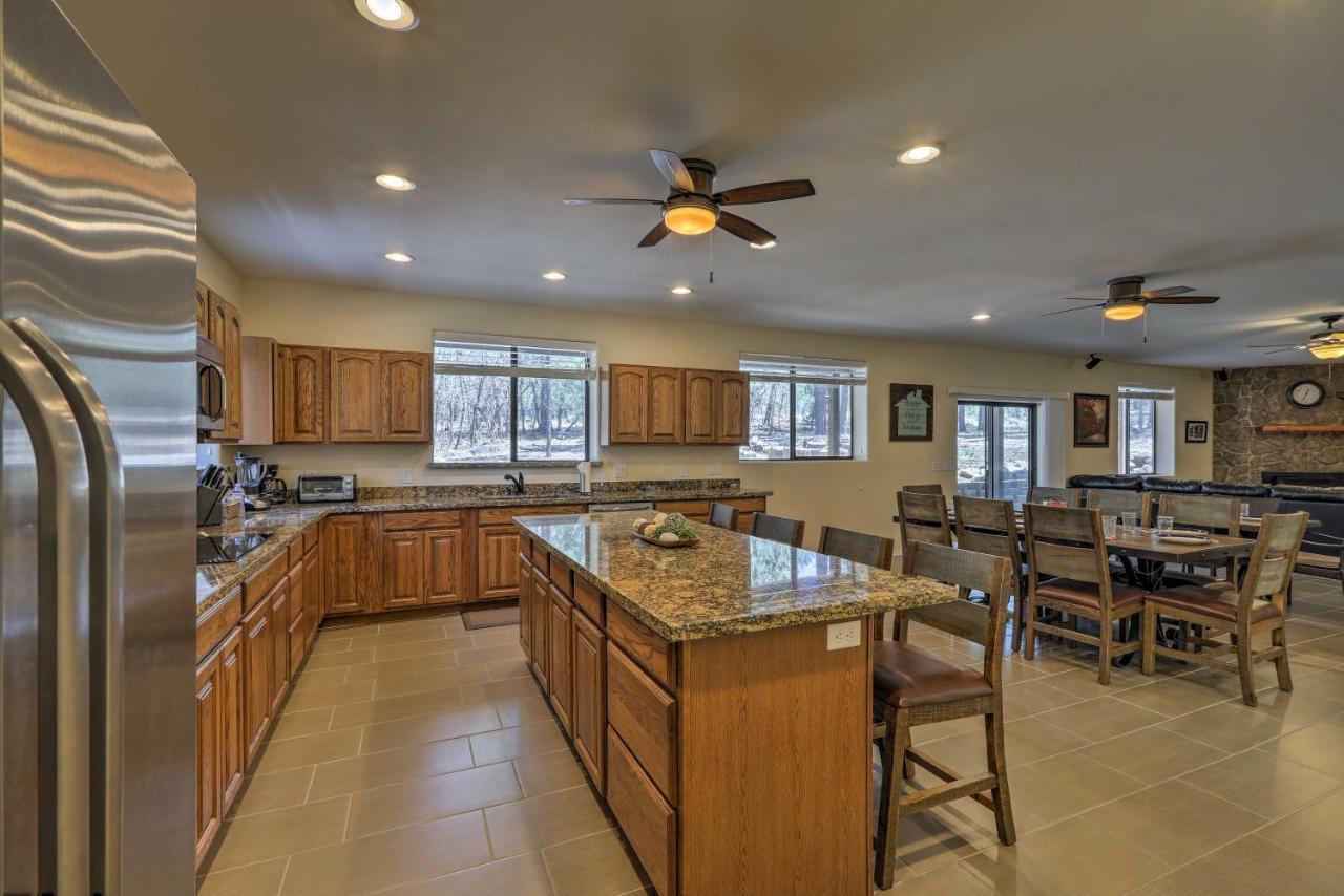 Spacious Pinetop-Lakeside Home With Hot Tub And Grill! Esterno foto