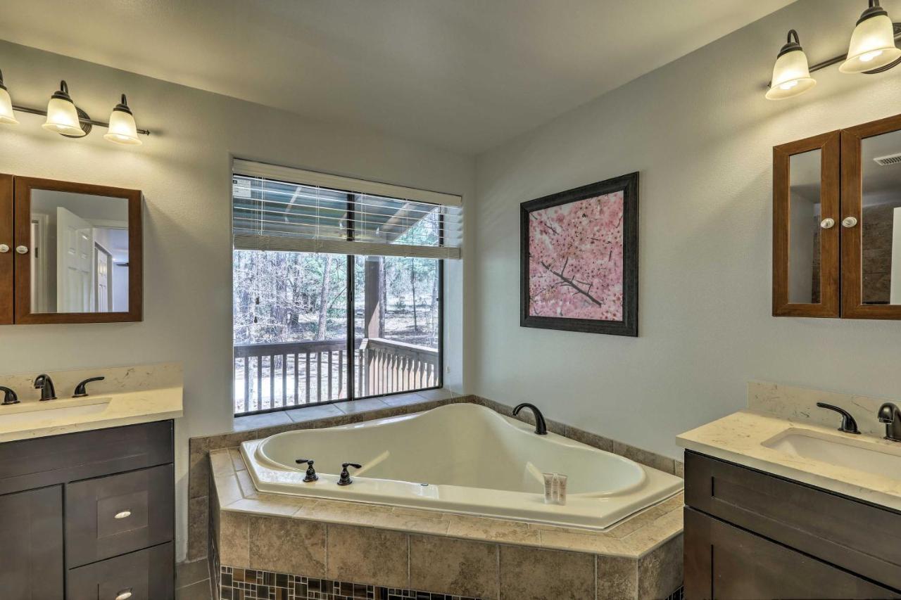 Spacious Pinetop-Lakeside Home With Hot Tub And Grill! Esterno foto