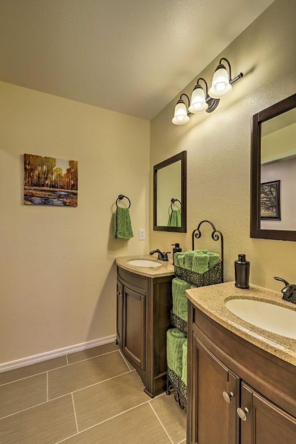 Spacious Pinetop-Lakeside Home With Hot Tub And Grill! Esterno foto
